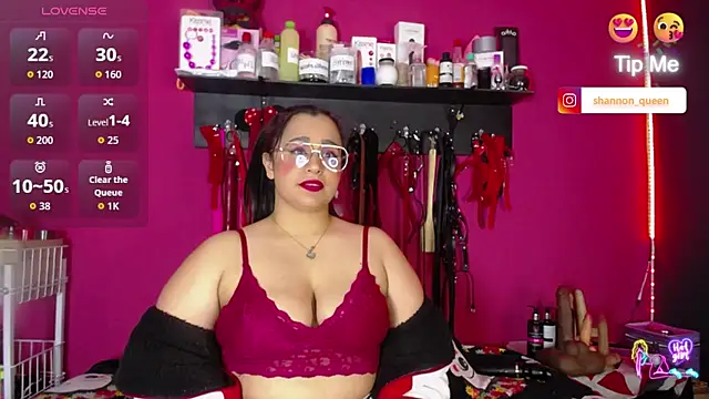Snapshot of shannon_queen- chatting on 04.29.26 shannon queen- online show from 04.29.26
