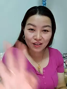 Snapshot of Jennie_dogy chatting on 04.21.26 Jennie dogy online show from 04.21.26
