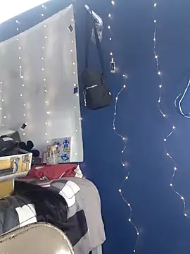 Snapshot of sexiemmaqueen chatting on 03.03.26 sexiemmaqueen online show from 03.03.26