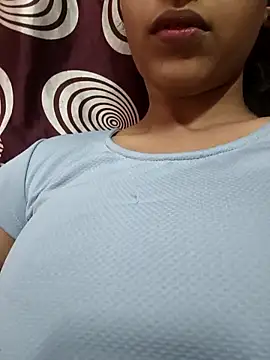 Snapshot of komalsharma99 chatting on 05.07.26 komalsharma99 online show from 05.07.26