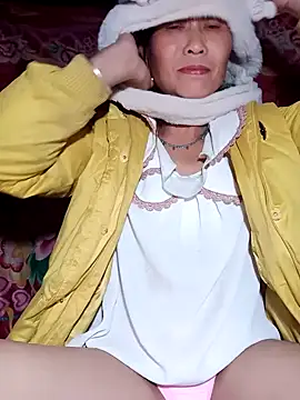 Snapshot of witch-xx chatting on 02.26.26 witch-xx online show from 02.26.26