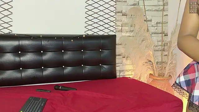 Snapshot of Lia_James_ chatting on 03.30.26 Lia James online show from 03.30.26