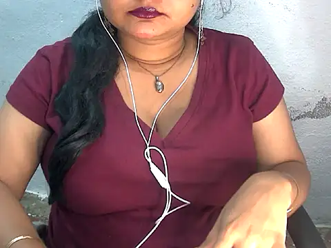 Snapshot of Saniya_K2 chatting on 08.08.26 Saniya K2 online show from 08.08.26