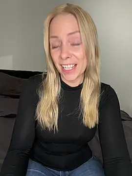 emily-becker22 online show from 03.06.26