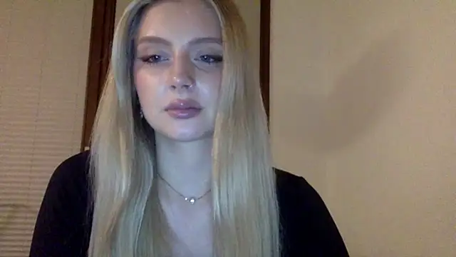 MayaWetDream online show from 04.07.26