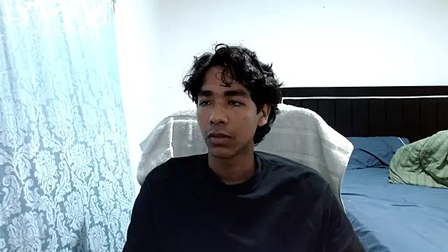Snapshot of Pedestal_diamant chatting on 04.25.26 Pedestal diamant online show from 04.25.26