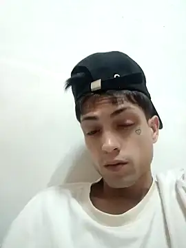 Snapshot of CubanoxxxSex chatting on 02.13.26 CubanoxxxSex online show from 02.13.26