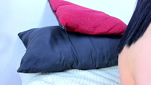 Julieta-Horny- online show from 02.25.26