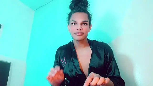 Snapshot of Zonce_shimer chatting on 02.18.26 Zonce shimer online show from 02.18.26