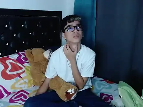 Snapshot of gabriel_x18 chatting on 02.08.26 gabriel x18 online show from 02.08.26