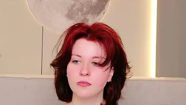 Snapshot of Milana_Bold chatting on 05.19.26 Milana Bold online show from 05.19.26