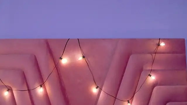 Snapshot of ThinPrincesss chatting on 02.08.26 ThinPrincesss online show from 02.08.26