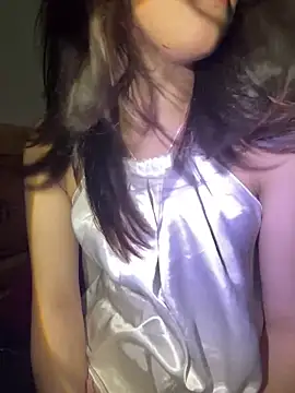 Snapshot of DoliceGirl2k chatting on 05.25.26 DoliceGirl2k online show from 05.25.26
