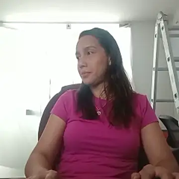 MiaAllure online show from 02.10.26