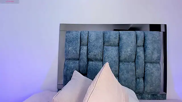 Snapshot of mahia_montenegro chatting on 07.21.26 mahia montenegro online show from 07.21.26