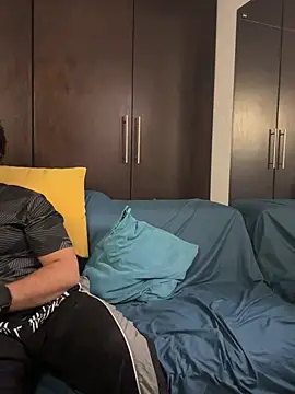 Snapshot of EmilyAndAndrew chatting on 02.20.26 EmilyAndAndrew online show from 02.20.26