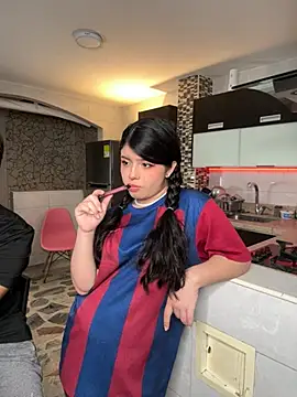 EmilyAndAndrew online show from 04.04.26