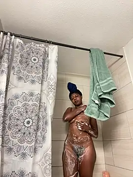Ebony Queeen online show from 07.12.26