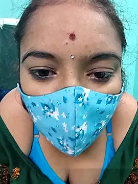 Snapshot of Tamilkannadacouple chatting on 02.23.26 Tamilkannadacouple online show from 02.23.26