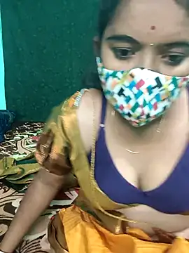 Snapshot of Tamilkannadacouple chatting on 02.25.26 Tamilkannadacouple online show from 02.25.26