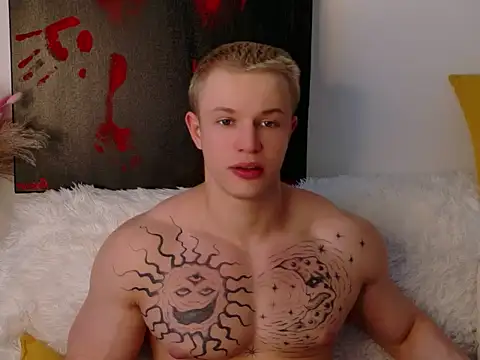 Snapshot of SterlingNoir chatting on 02.14.26 SterlingNoir online show from 02.14.26