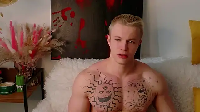 Snapshot of SterlingNoir chatting on 02.15.26 SterlingNoir online show from 02.15.26