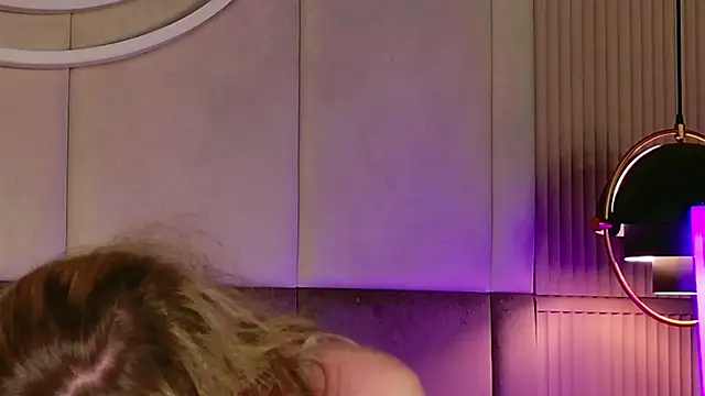 Snapshot of Beckie_White chatting on 02.20.26 Beckie White online show from 02.20.26