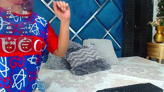 Snapshot of VenuzNaughty chatting on 02.09.26 VenuzNaughty online show from 02.09.26