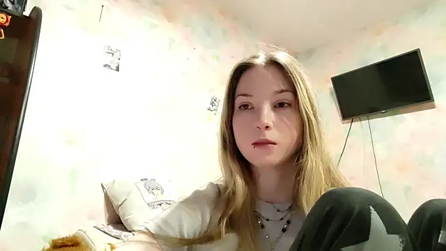 TiaBIanks online show from 02.18.26