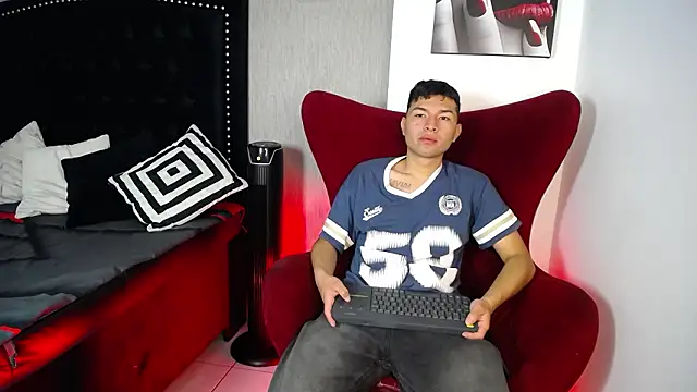 Snapshot of Liam_Sean chatting on 03.01.26 Liam Sean online show from 03.01.26