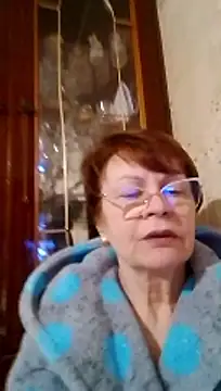 Snapshot of SophieBurns chatting on 02.11.26 SophieBurns online show from 02.11.26