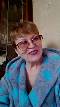 Snapshot of SophieBurns chatting on 04.19.26 SophieBurns online show from 04.19.26