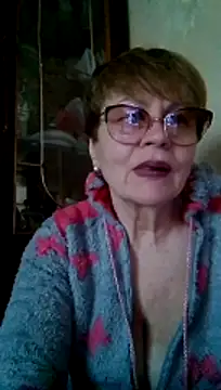 Snapshot of SophieBurns chatting on 05.06.26 SophieBurns online show from 05.06.26