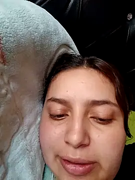 Snapshot of MajoArias chatting on 02.25.26 MajoArias online show from 02.25.26