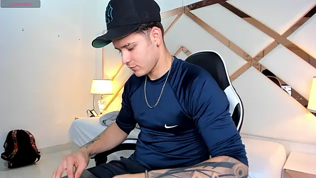 rayan linxx online show from 02.19.26