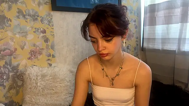 Snapshot of CassyVixen chatting on 05.28.26 CassyVixen online show from 05.28.26
