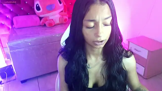 Snapshot of aylannyy_m chatting on 05.16.26 aylannyy m online show from 05.16.26