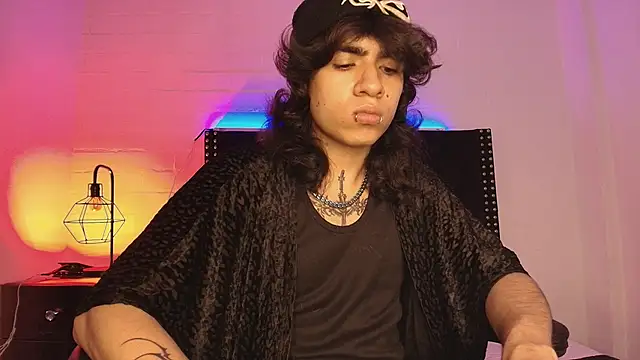 Snapshot of Axell_Kussh chatting on 02.13.26 Axell Kussh online show from 02.13.26