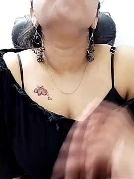 Snapshot of Tamil_sexy_doll chatting on 02.07.26 Tamil sexy doll online show from 02.07.26