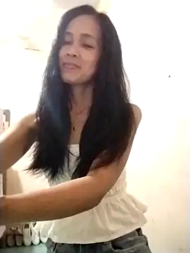 Snapshot of sweet_maxine44 chatting on 04.30.26 sweet maxine44 online show from 04.30.26