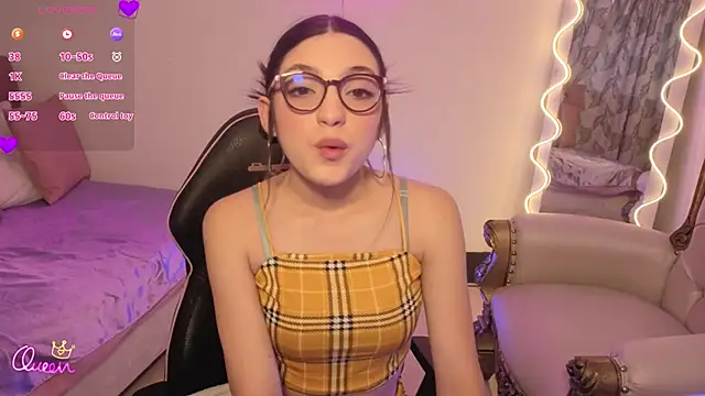 MAHYRA TAY online show from 02.13.26