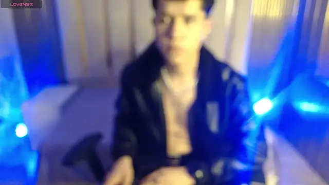 Snapshot of estefan_tay chatting on 02.21.26 estefan tay online show from 02.21.26