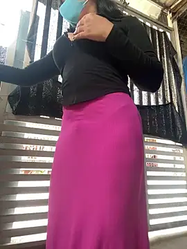 Snapshot of Lewd_couple chatting on 02.25.26 Lewd couple online show from 02.25.26