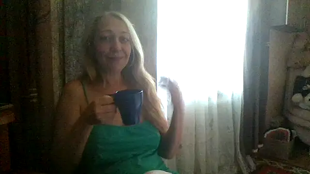 Snapshot of Yurkish chatting on 06.15.26 Yurkish online show from 06.15.26