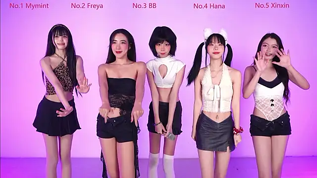 Snapshot of Believe-girl chatting on 02.19.26 Believe-girl online show from 02.19.26