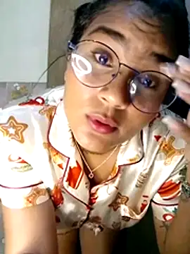 Snapshot of Zoe_Renata chatting on 07.12.26 Zoe Renata online show from 07.12.26