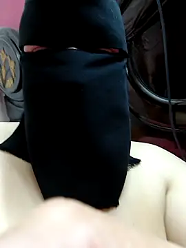 Snapshot of Warda_Egy chatting on 03.27.26 Warda Egy online show from 03.27.26