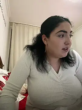 Snapshot of Amber_Sinn chatting on 02.18.26 Amber Sinn online show from 02.18.26