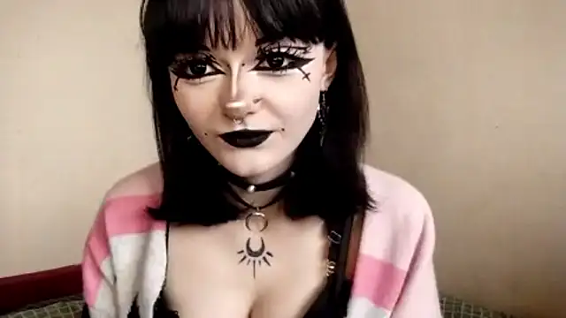 Snapshot of SmilingPatent chatting on 02.16.26 SmilingPatent online show from 02.16.26