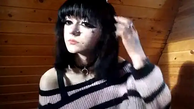 Snapshot of SmilingPatent chatting on 02.19.26 SmilingPatent online show from 02.19.26